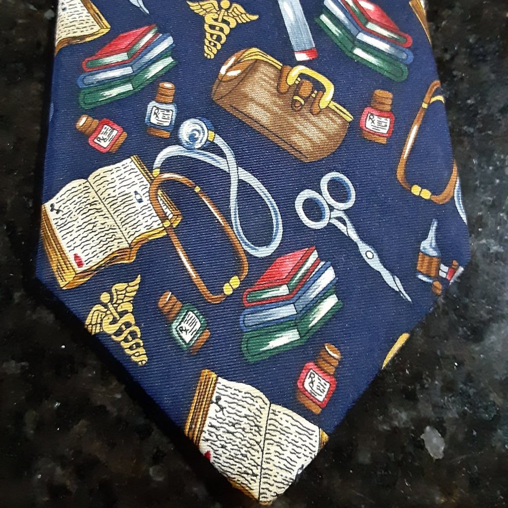 Alynn Necktie! 'Is There A Doctor in the House'?